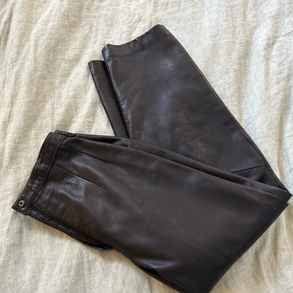 Vintage leather pants size 8 - Picture 4 of 10